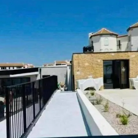 T2 Avec Grande Terrasse, Parking, Animaux Admis Et Piscine - Fr-1-195-94 Apartment *
