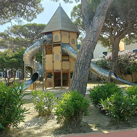 T2 Avec Grande Terrasse, Parking, Animaux Admis Et Piscine - Fr-1-195-94 Le Barcares